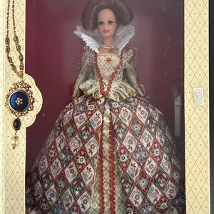 Barbie Elizabethan Queen Renaissance Doll Red and Gold Gown NRFB